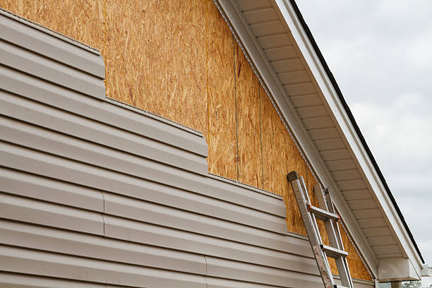 24/7 Emergency Siding experts in Newtown, PA